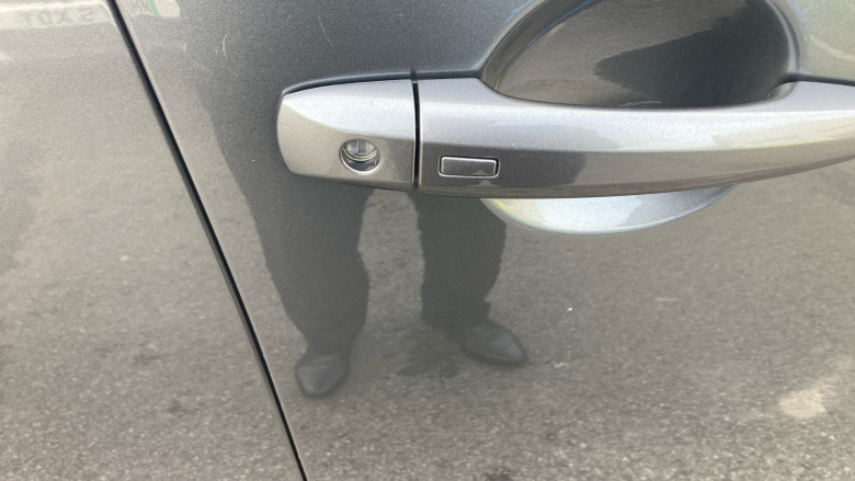 Nissan Qashqai 1.3 DiG-T MH 158 Acenta Premium 5dr Xtronic Petrol Hatchback